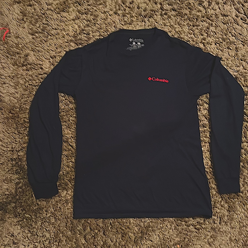 Columbia navy blue buffalo long sleeve t-shirt